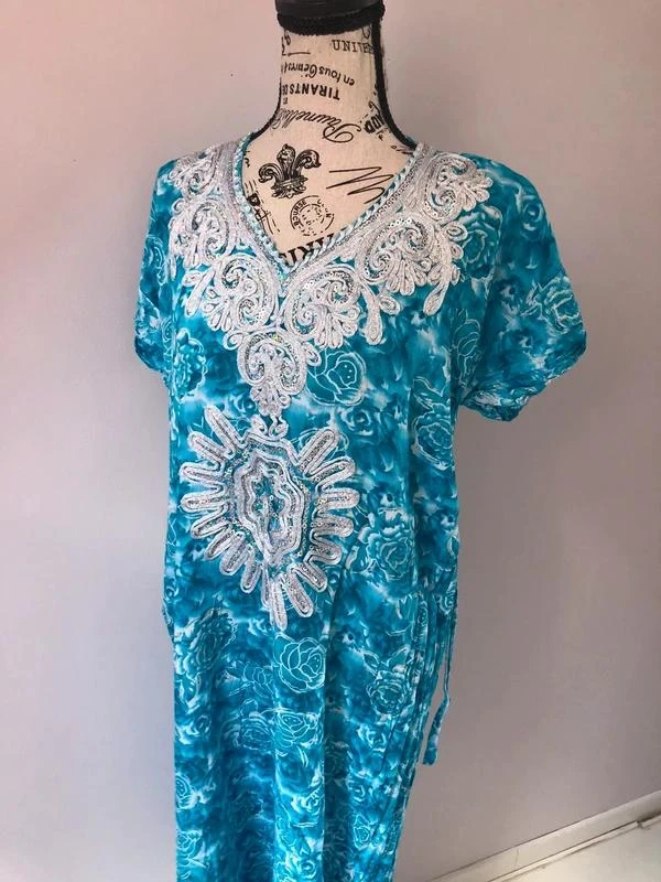 Turquoise embroidered djellaba / caftan-style maxi dress – One Size – photo 10